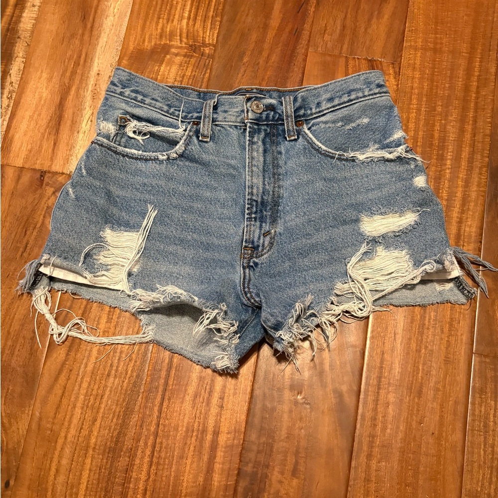 Abercrombie & Fitch High Rise Distressed Denim Cutoff Shorts Size 28 (0614)